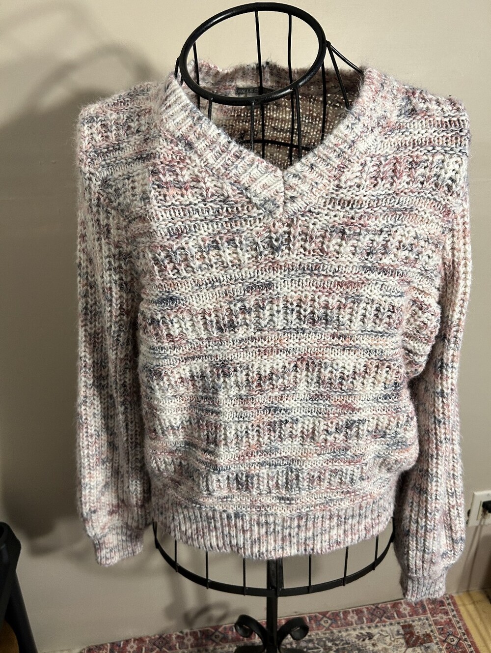 falls creek size small womens sweater shirt knit cream white pink gray